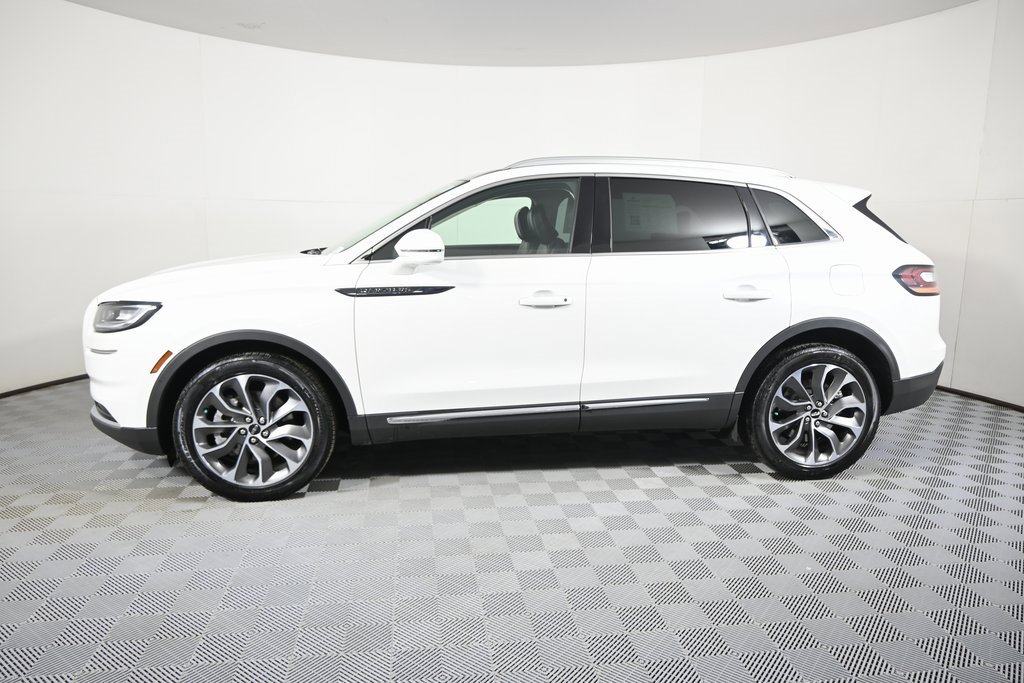 Used 2022 Lincoln Nautilus Reserve w/ Cargo Utility Package image 2