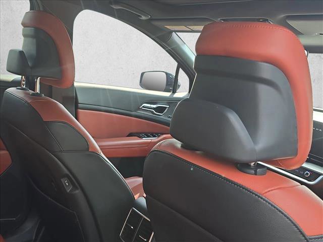 Used 2023 Kia Sportage SX image 21