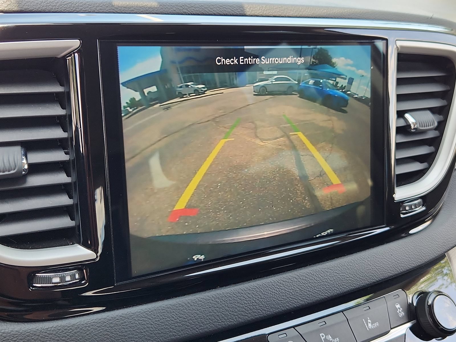 Used 2023 Chrysler Pacifica Touring-L FWD image 24