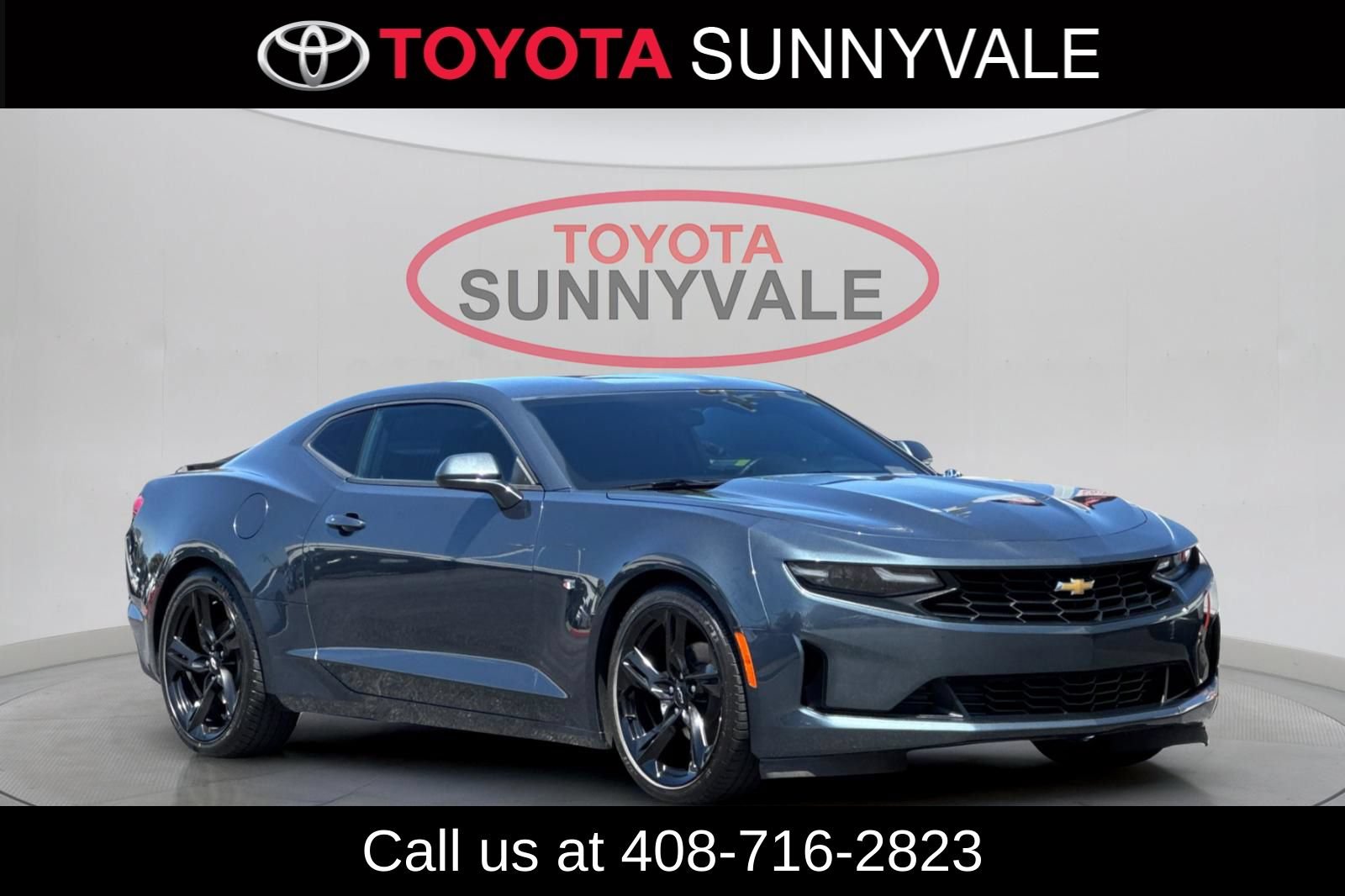 Used 2023 Chevrolet Camaro LT RWD image 10