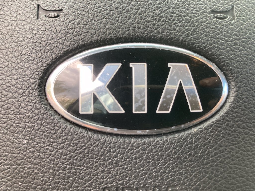 Used 2018 Kia Optima LX w/ 17" Alloy Wheels Package FWD image 28