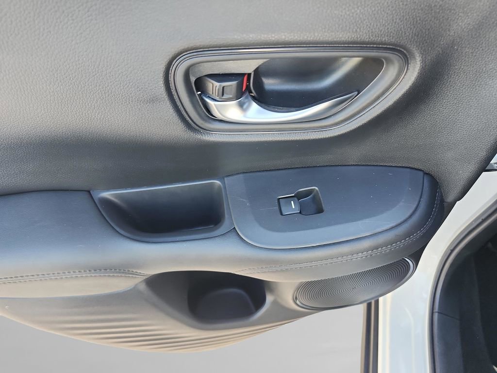 Used 2023 Honda HR-V LX image 22