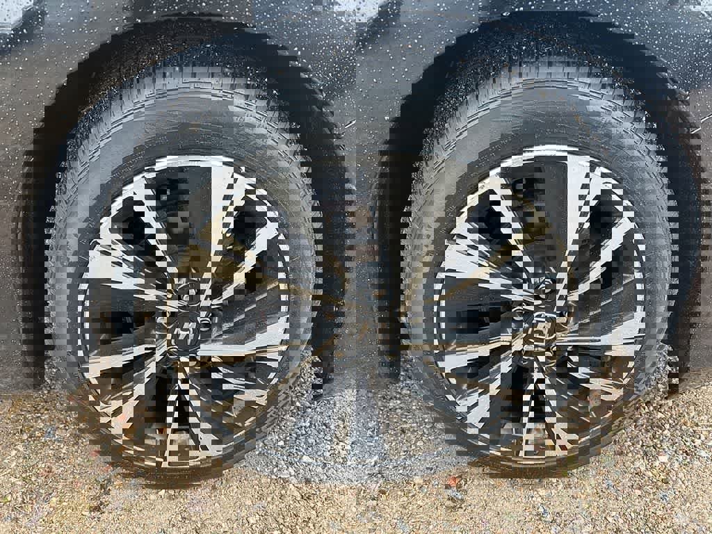 Used 2017 Honda Accord EX-L image 10