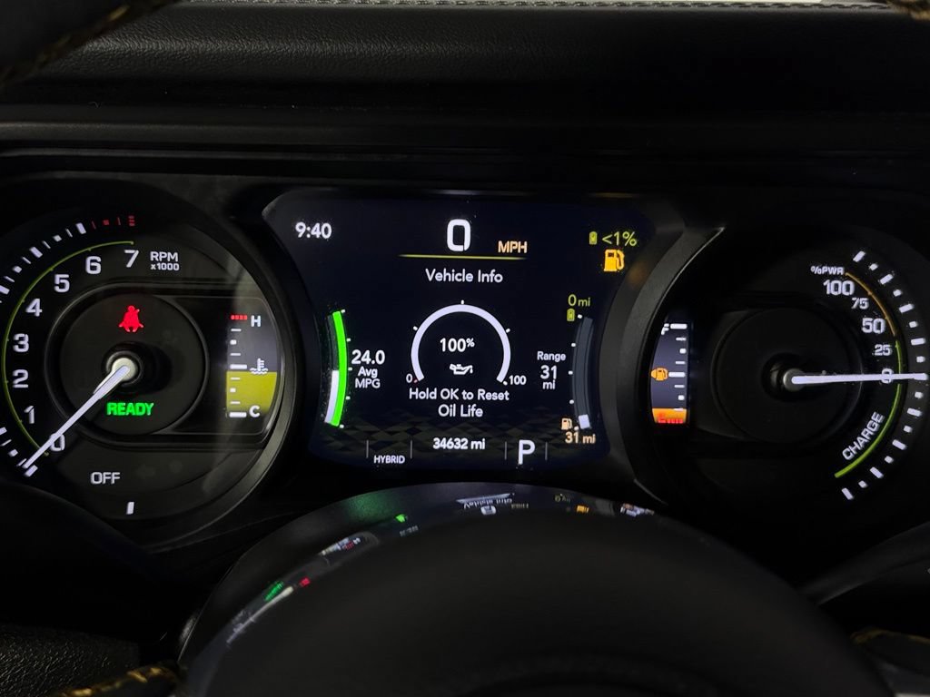 Used 2024 Jeep Wrangler Unlimited Sahara AWD/4WD image 14