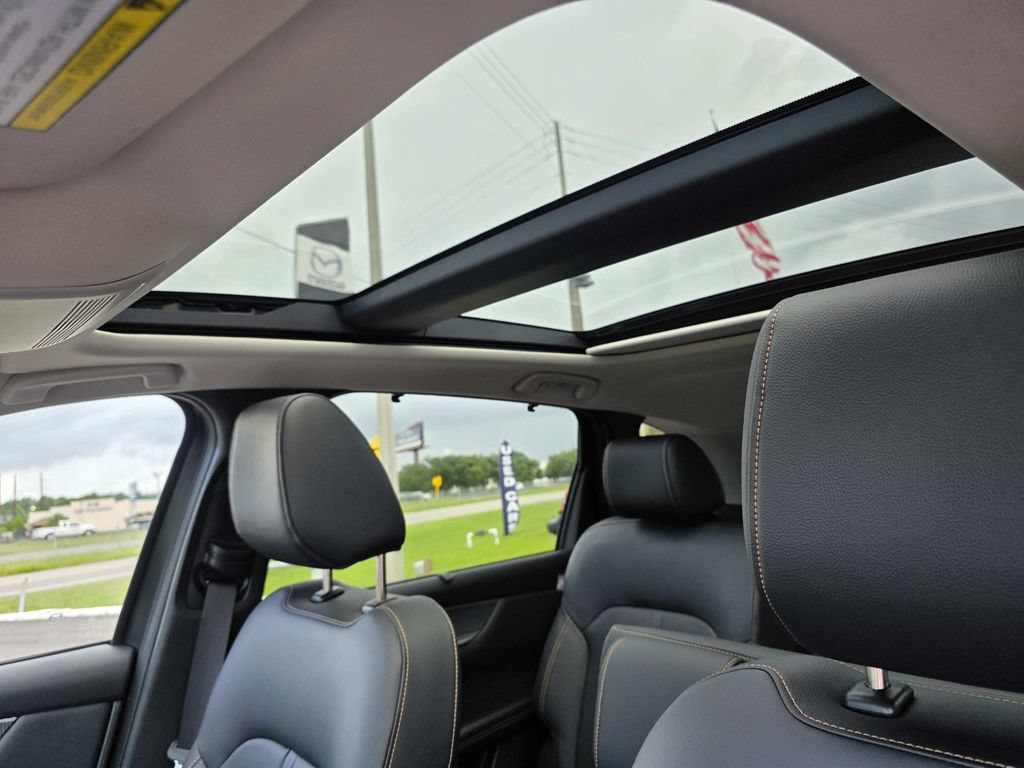 Certified 2025 MAZDA CX-70 Plug-In Hybrid w/ Premium Pkg AWD/4WD image 30