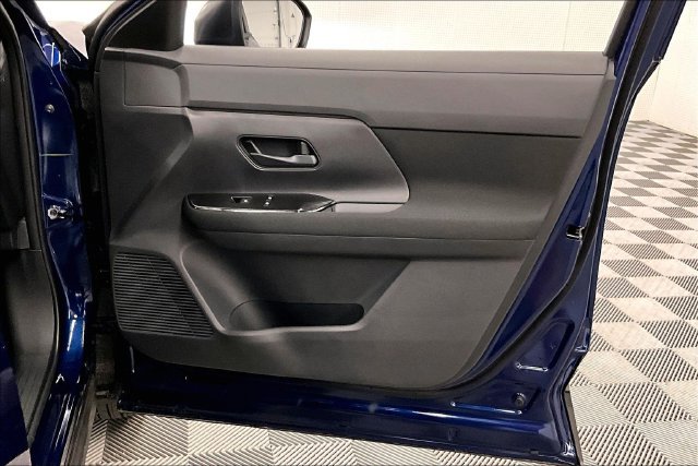 New 2027 Nissan Kicks S FWD image 36
