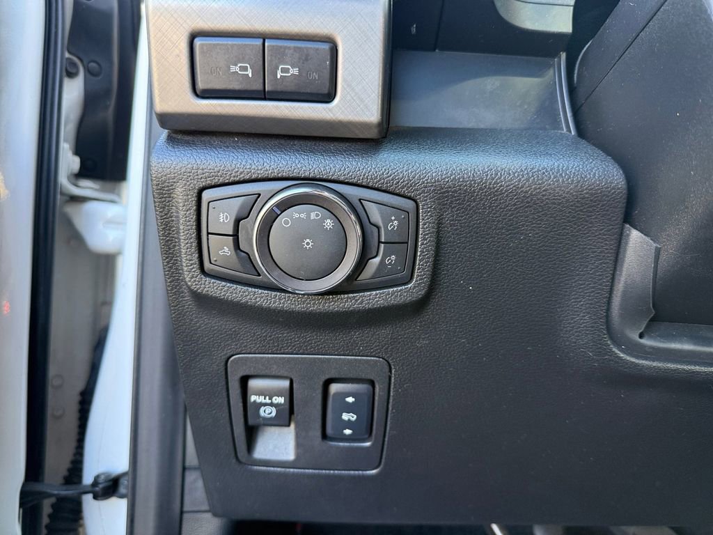 Used 2018 Ford F150 Limited w/ Trailer Tow Package image 25