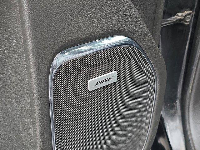 Used 2014 GMC Sierra 1500 SLT w/ SLT Crew Cab Value Package image 18