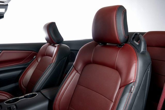 Used 2024 Ford Mustang GT Premium image 18