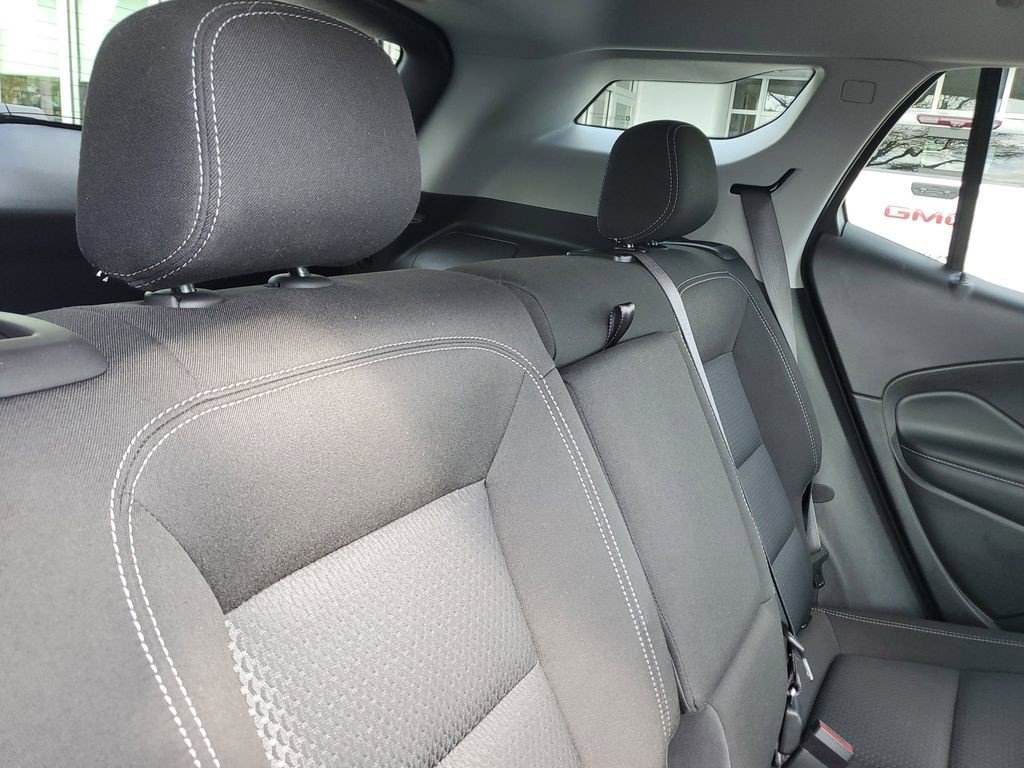 Certified 2024 GMC Terrain SLE w/ Driver Convenience Package FWD image 22