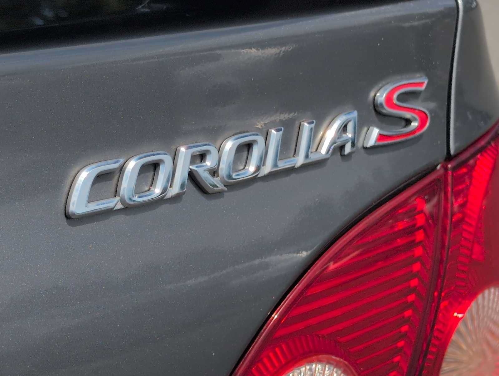 Used 2005 Toyota Corolla FWD image 13
