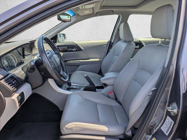 Used 2015 Honda Accord EX-L image 16