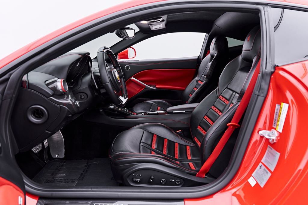 Used 2016 Ferrari F12 Berlinetta RWD image 53
