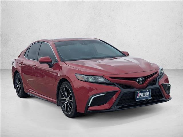 Used 2023 Toyota Camry SE FWD image 3