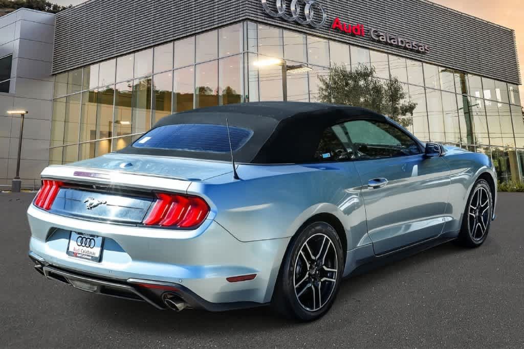 Used 2020 Ford Mustang Premium RWD image 6