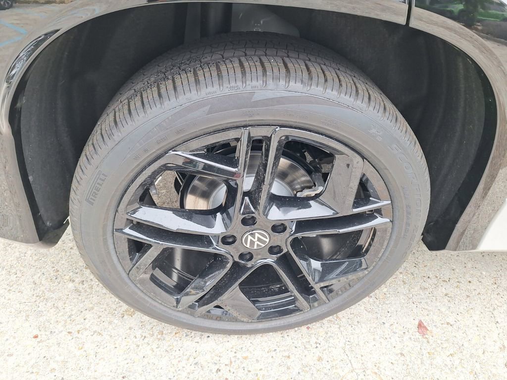New 2026 Volkswagen Tiguan SE R-Line image 23