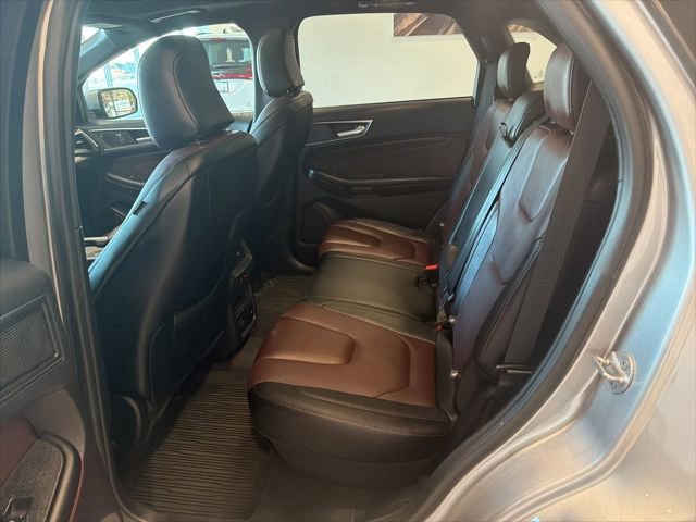 Used 2022 Ford Edge Titanium w/ Equipment Group 301A image 16