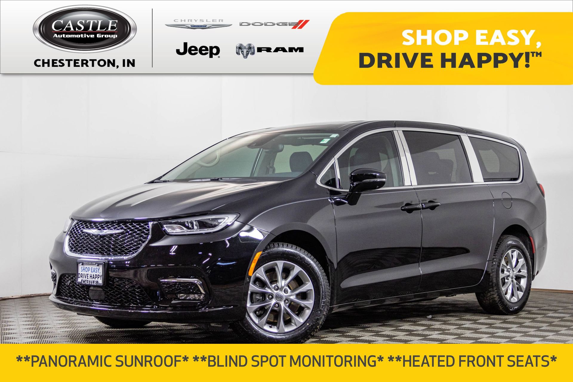 Used 2024 Chrysler Pacifica Touring-L image 1
