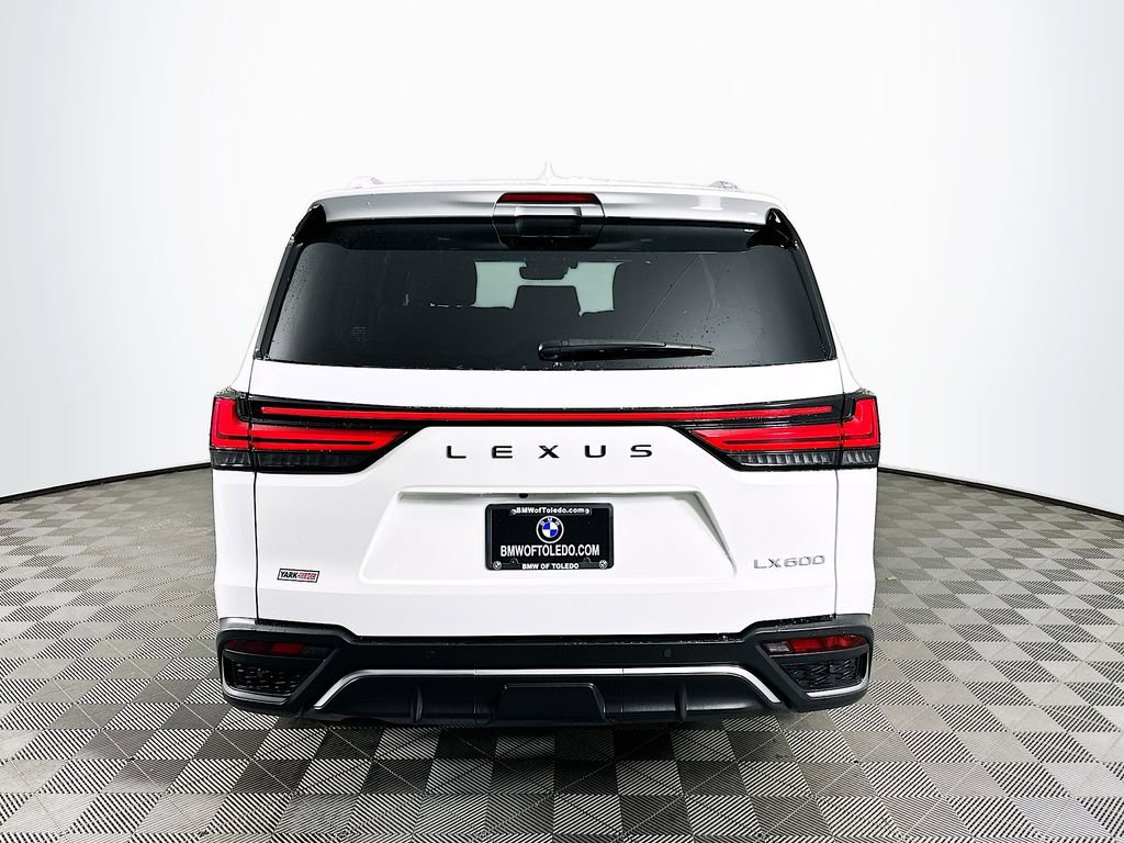 Used 2024 Lexus LX 600 F Sport image 8