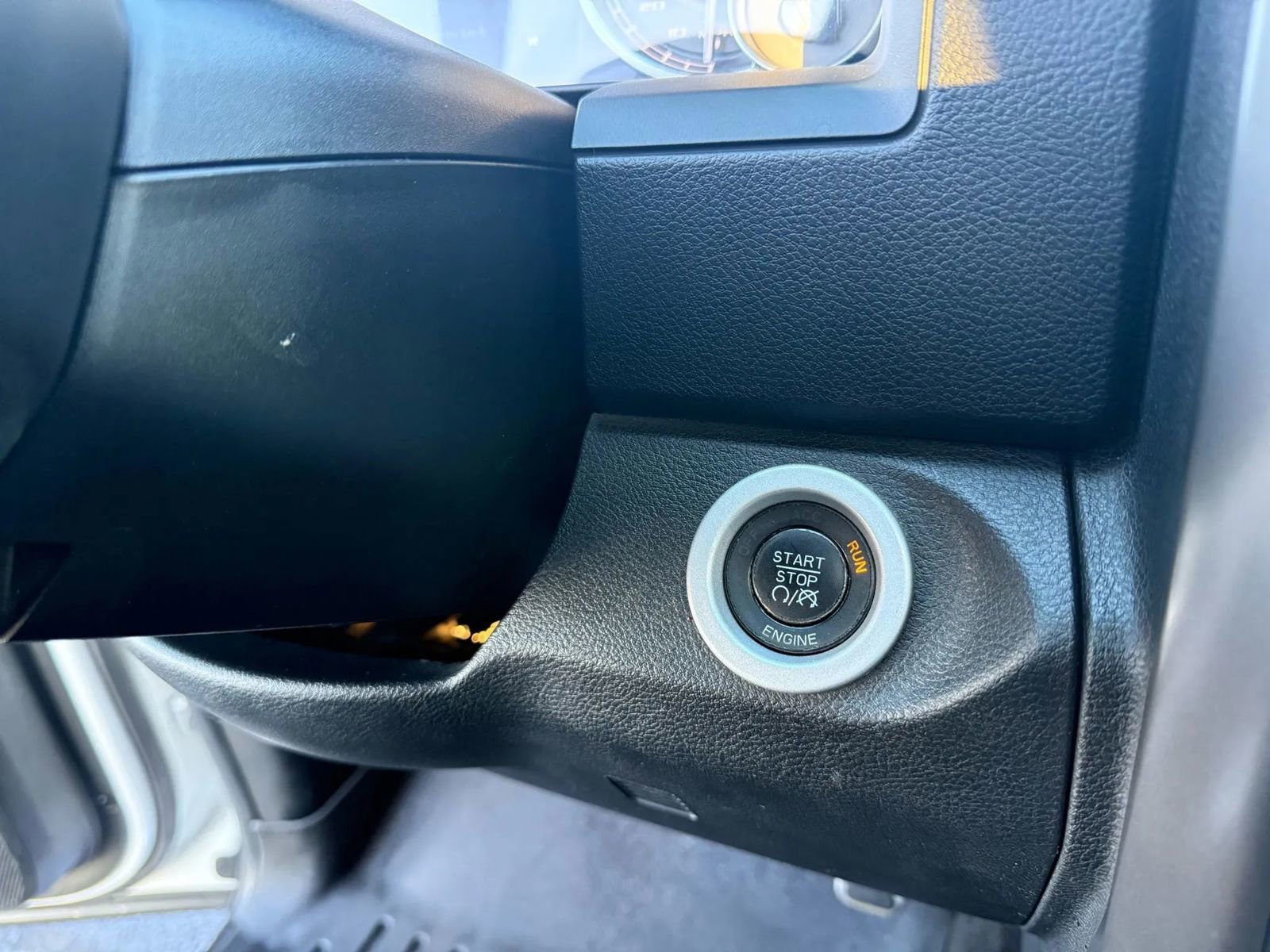 Used 2014 RAM 1500 Limited image 22