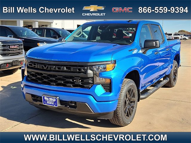 New 2026 Chevrolet Silverado 1500 Custom w/ Turbomax Blackout Package