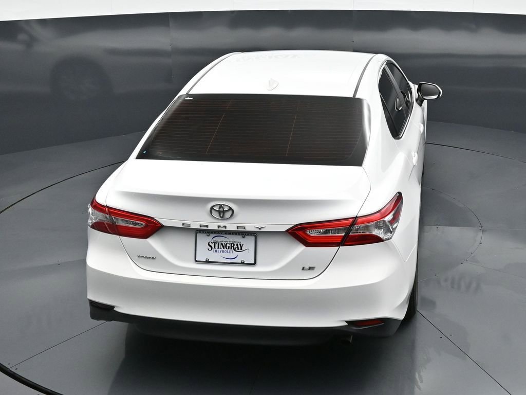 Used 2020 Toyota Camry LE image 14