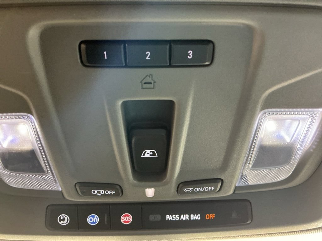 Used 2019 Chevrolet Silverado 1500 LT w/ All-Star Edition AWD/4WD image 23