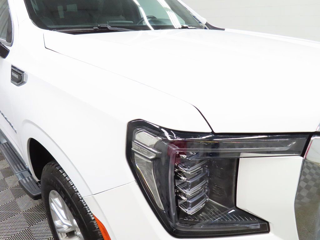 Used 2024 GMC Yukon XL SLT w/ SLT Premium Package image 31