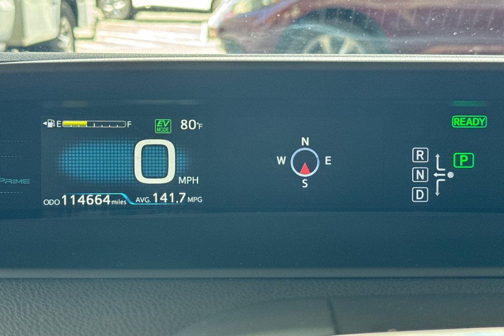 Used 2017 Toyota Prius Prime Advanced FWD image 23