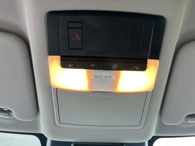 Used 2024 Nissan Rogue SV image 35