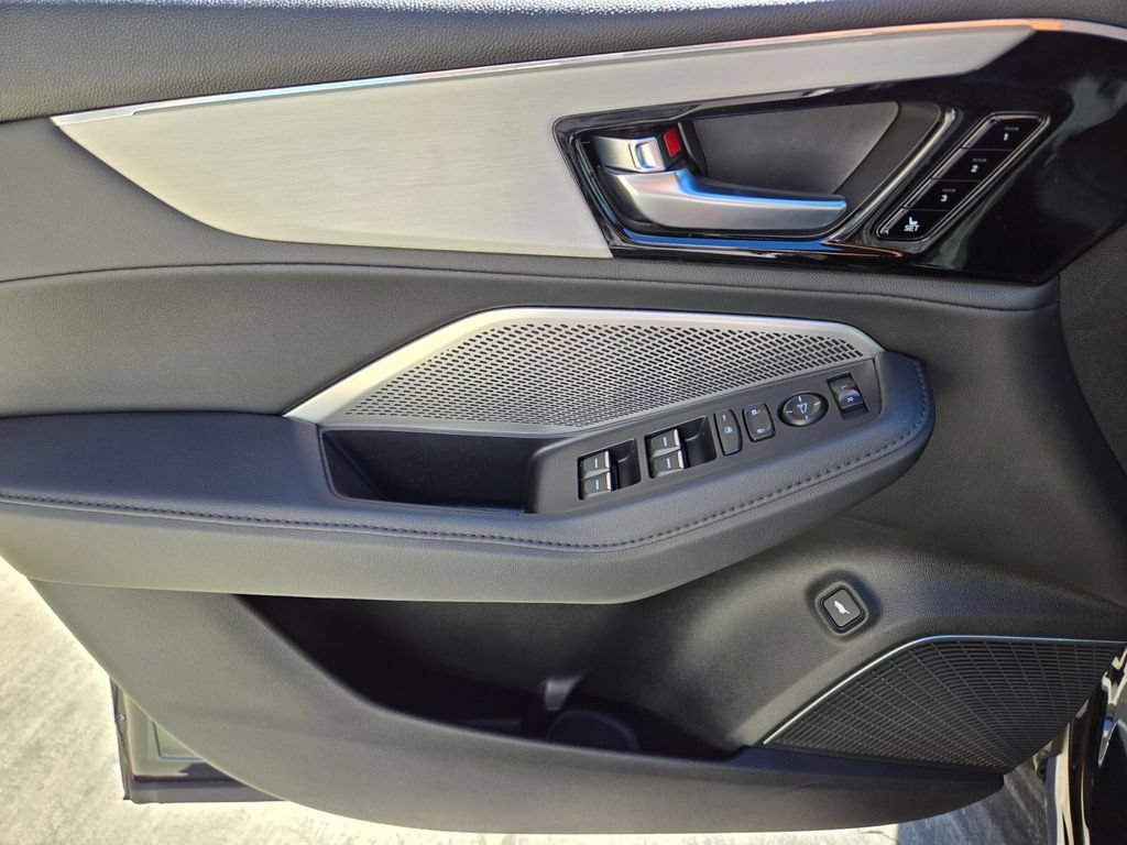 Certified 2023 Acura MDX FWD image 24