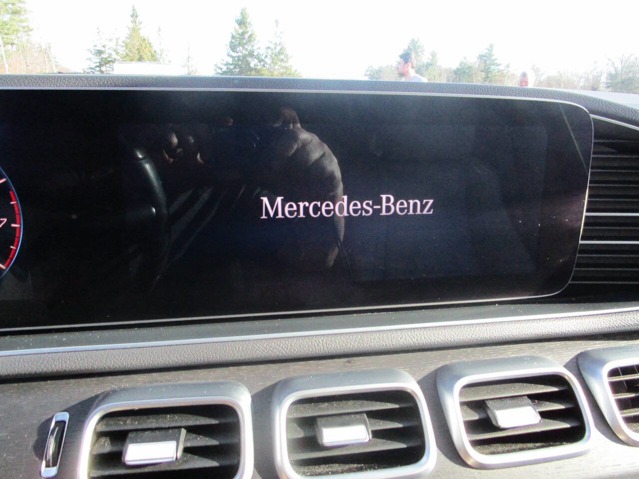 Used 2020 Mercedes-Benz GLE 350 4MATIC image 16