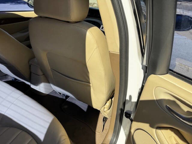 Used 2005 Jaguar X-TYPE 3.0 image 16