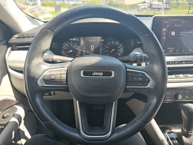 Used 2022 Jeep Compass Latitude w/ Convenience Group FWD image 39