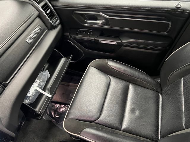 Used 2024 RAM 1500 Laramie AWD/4WD image 36