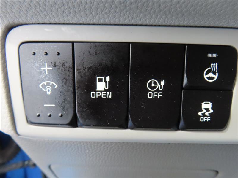 Used 2017 Kia Soul EV FWD image 18
