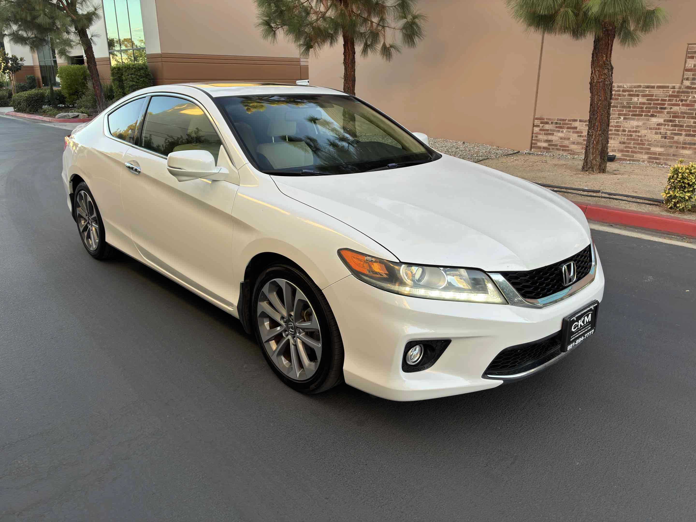 Used 2015 Honda Accord EX-L image 19