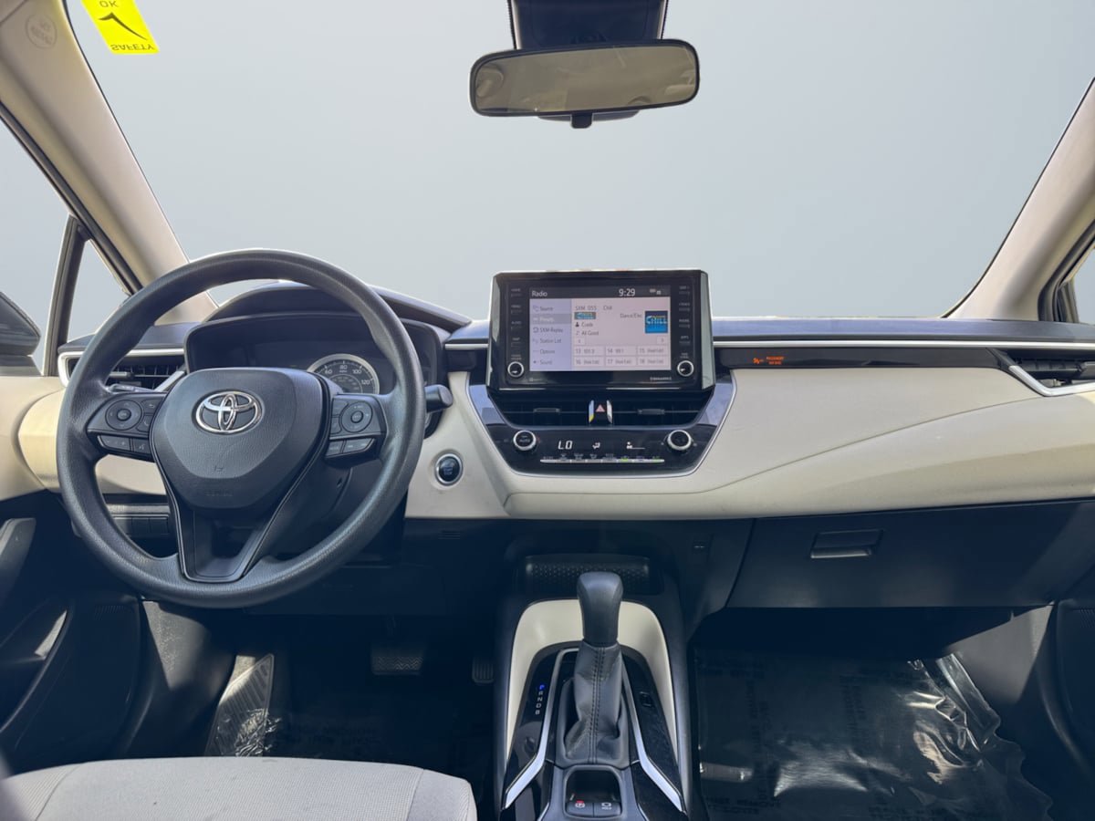 Used 2022 Toyota Corolla LE w/ LE Convenience Package FWD image 10