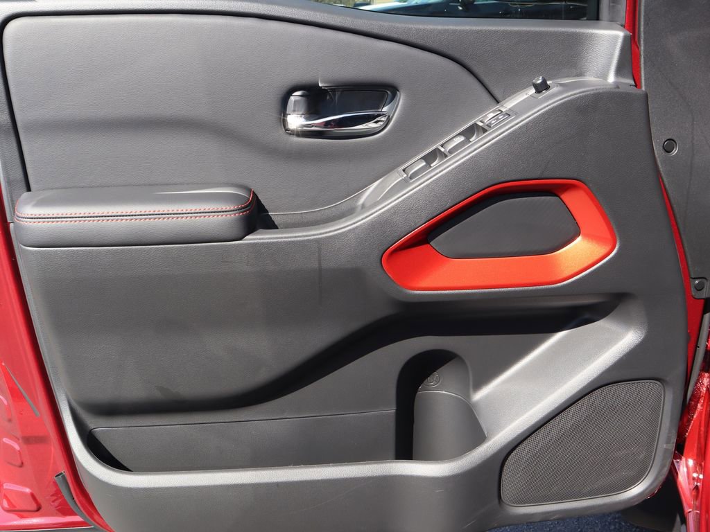 New 2025 Nissan Frontier PRO-4X w/ Pro Convenience Package image 16