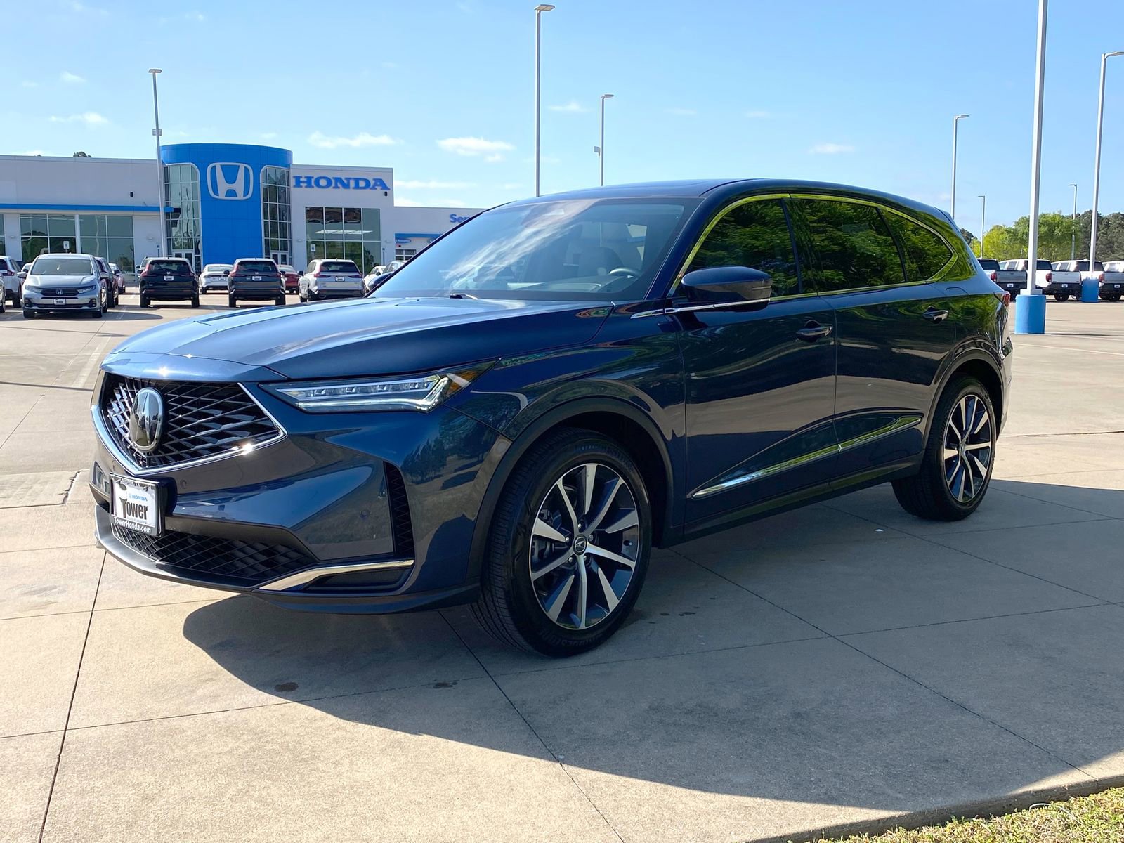 Used 2026 Acura MDX w/ Technology Package image 3