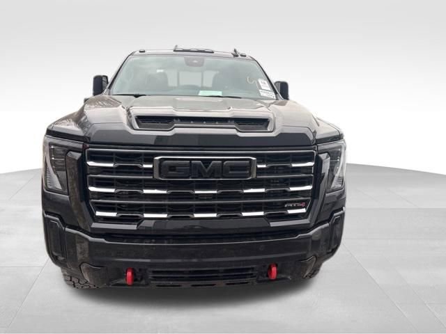 Used 2025 GMC Sierra 2500 AT4 w/ AT4 Premium Plus Package image 2
