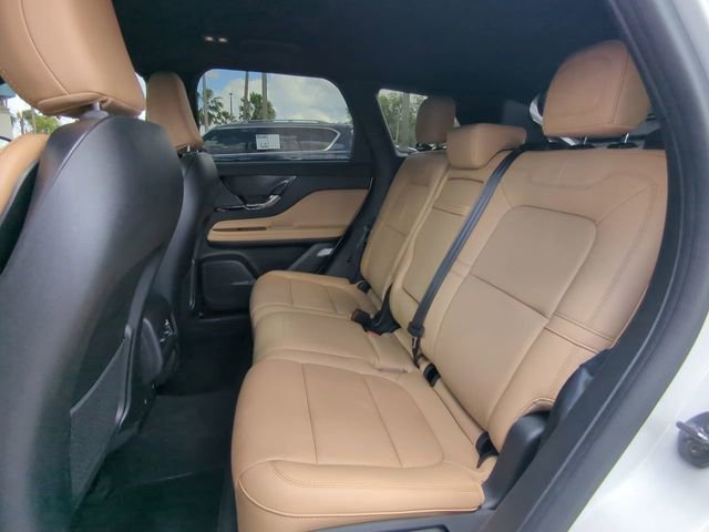 Used 2023 Lincoln Corsair Reserve FWD image 16