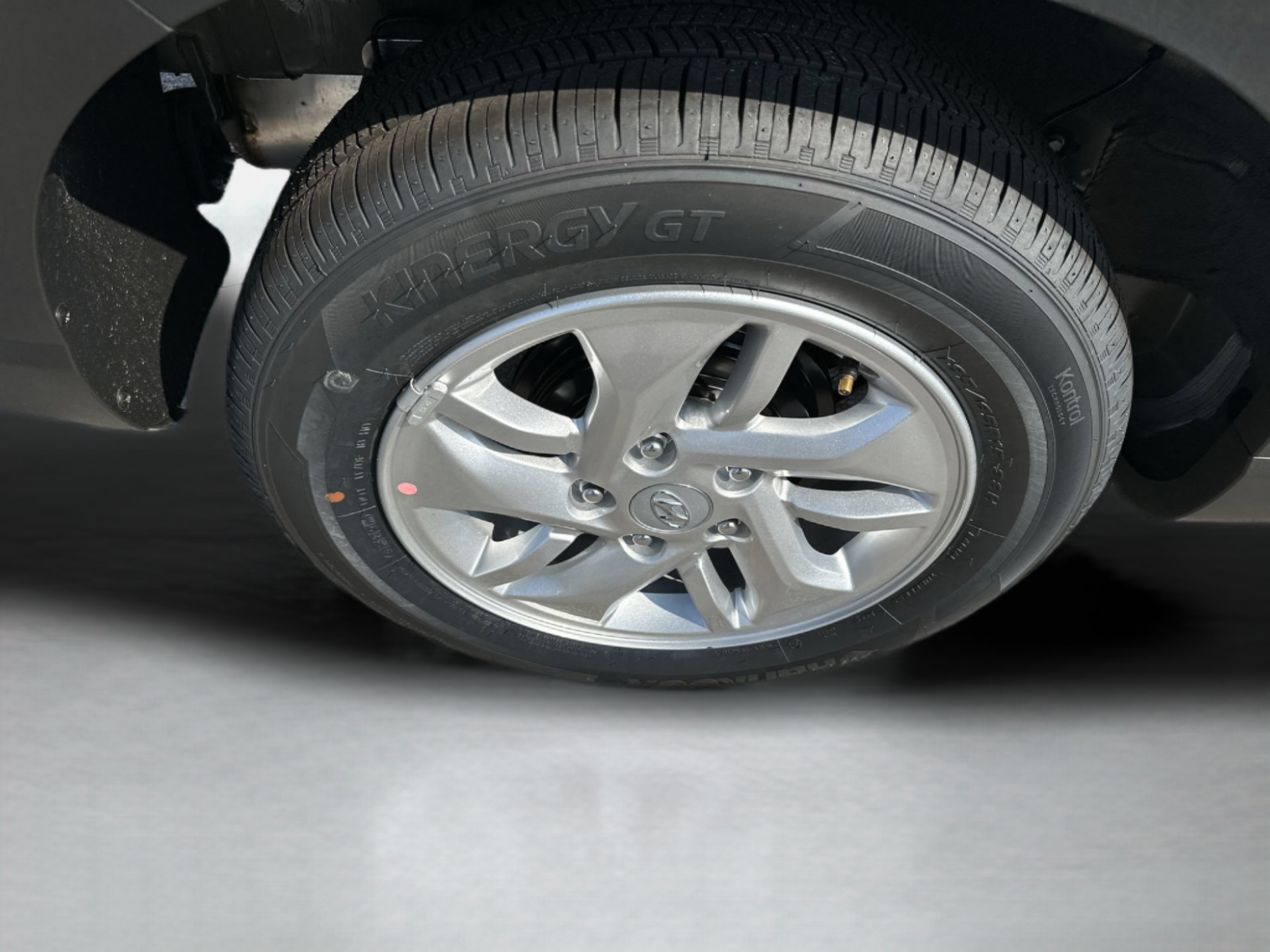 New 2026 Hyundai Venue SE FWD image 28