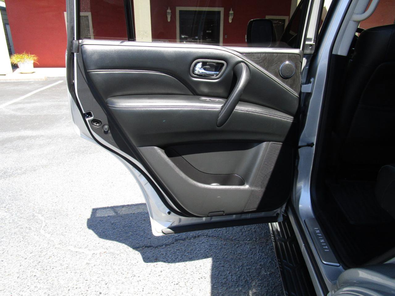 Used 2021 INFINITI QX80 Luxe w/ Cargo Package RWD image 22
