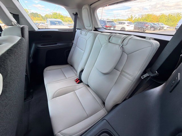 New 2026 Lincoln Aviator AWD image 11