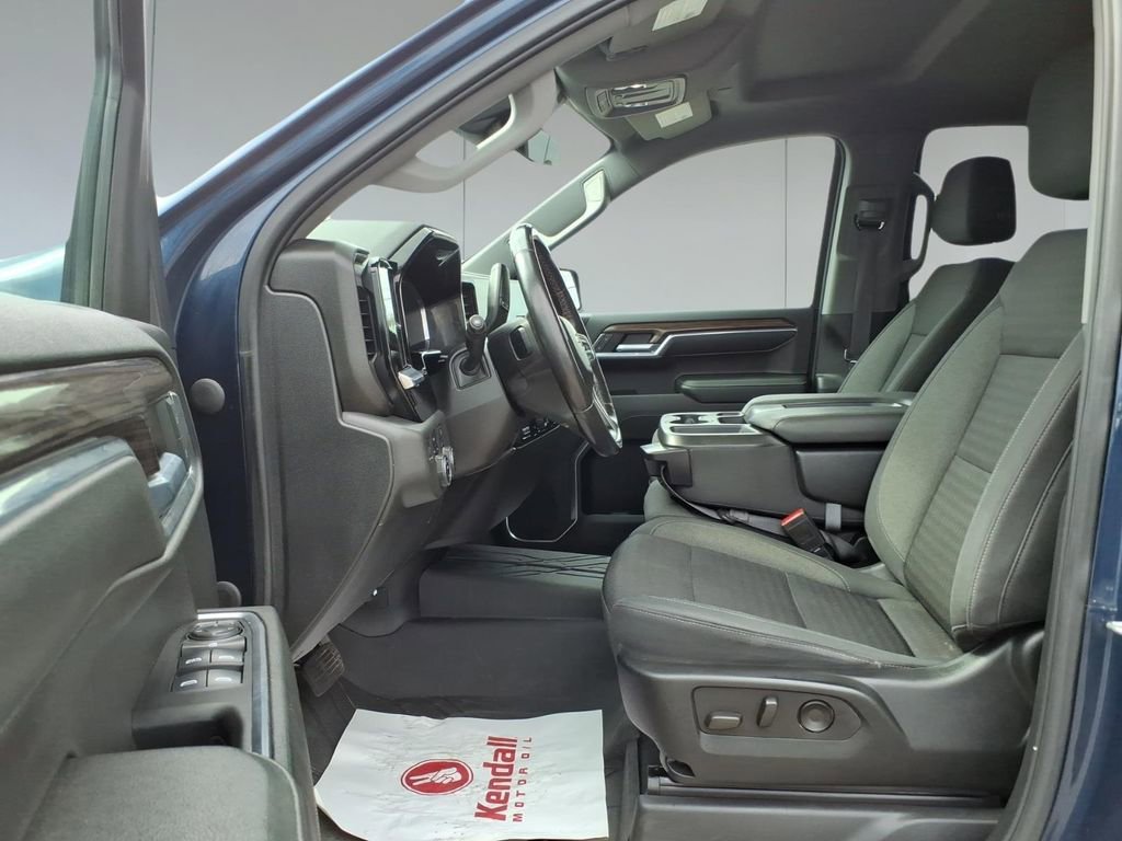 Used 2022 Chevrolet Silverado 1500 LT w/ Protection Package image 15