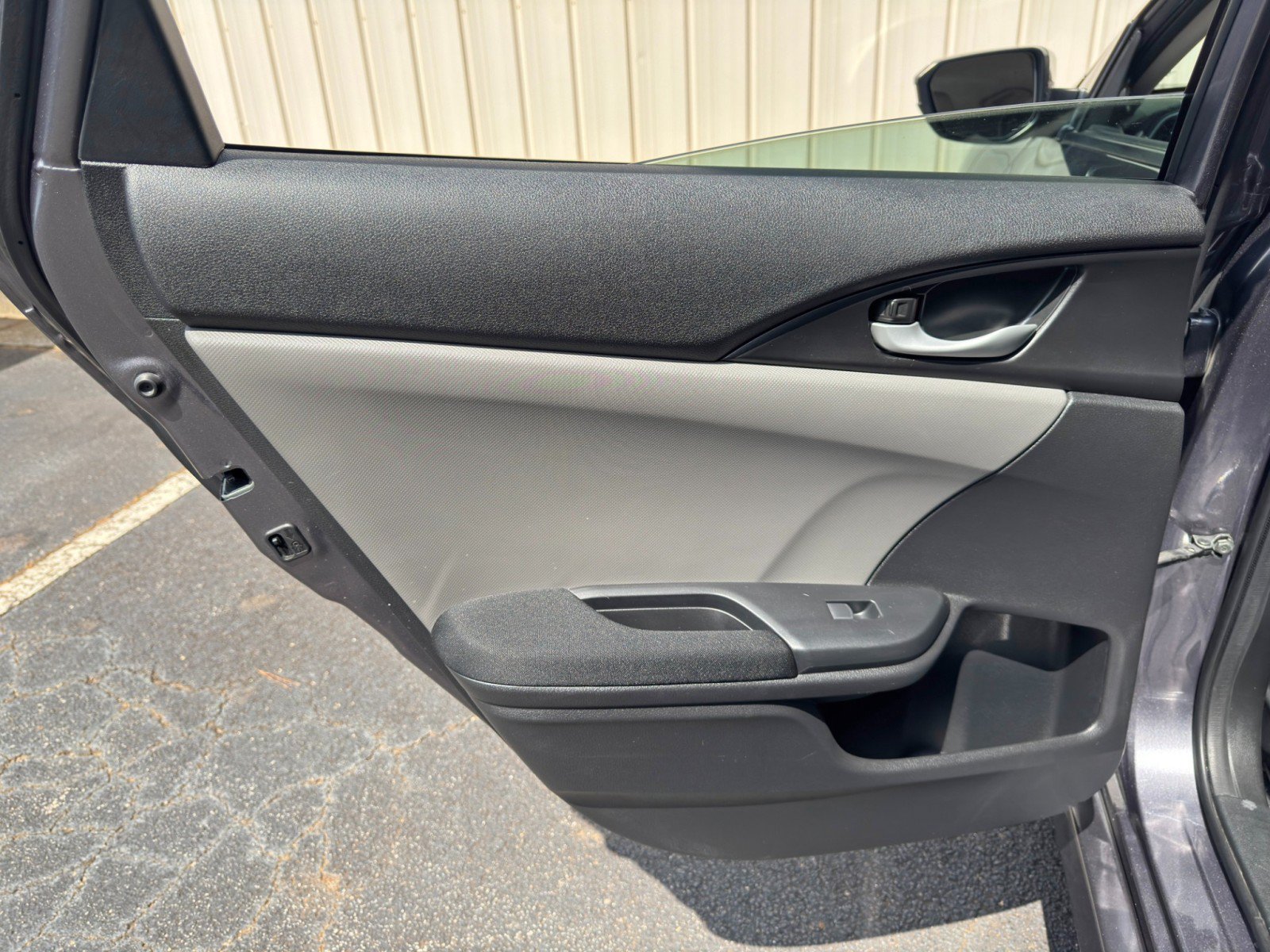 Used 2020 Honda Civic EX image 39