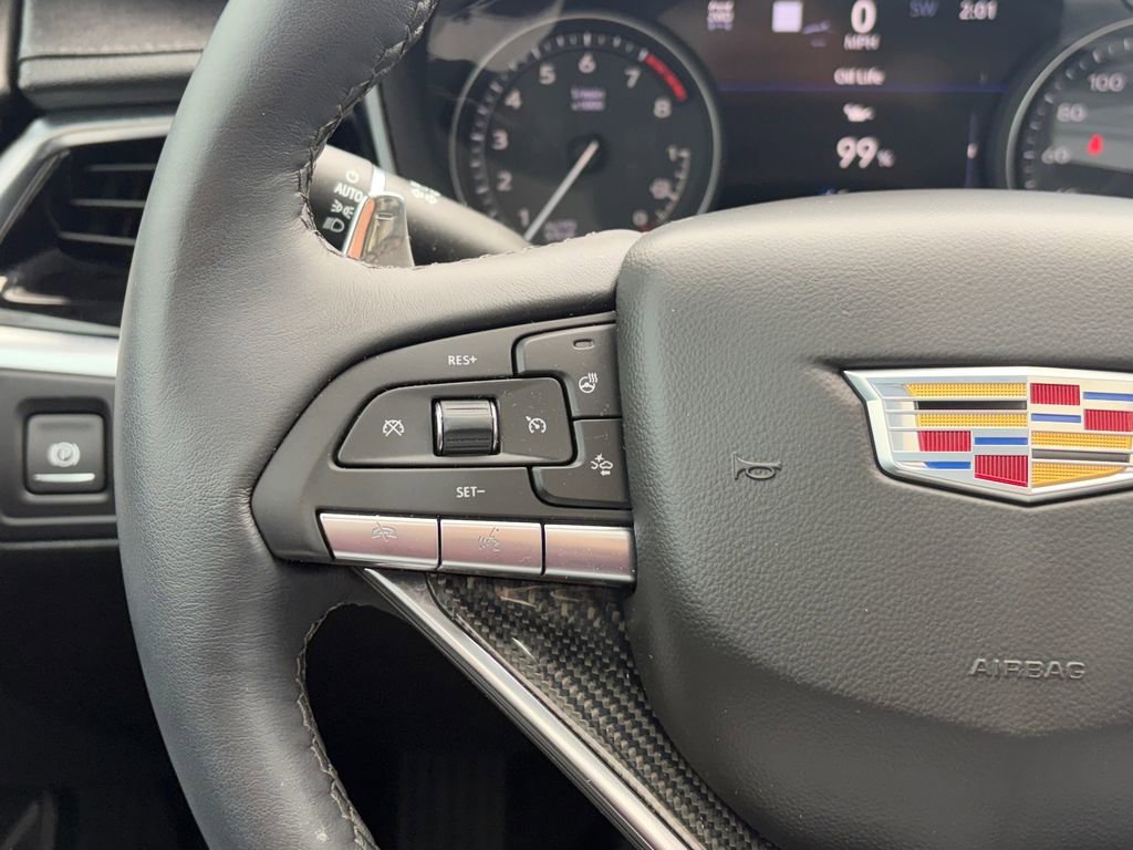 Used 2025 Cadillac XT6 Sport w/ Technology Package AWD/4WD image 12