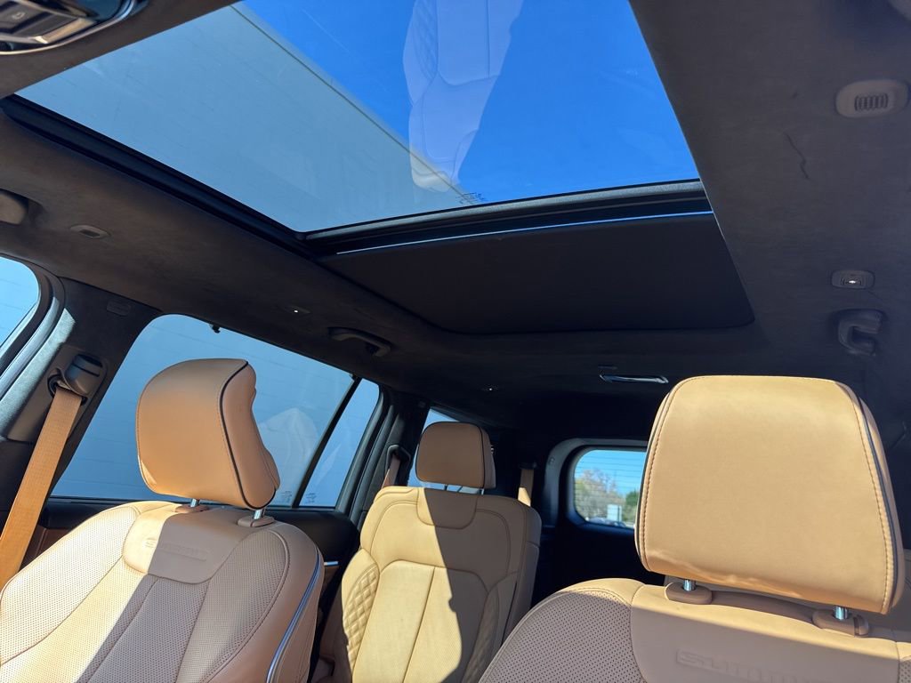 Used 2023 Jeep Grand Cherokee L Summit image 43
