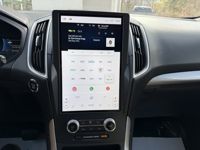 Used 2023 Ford Edge SEL w/ Convenience Package image 23